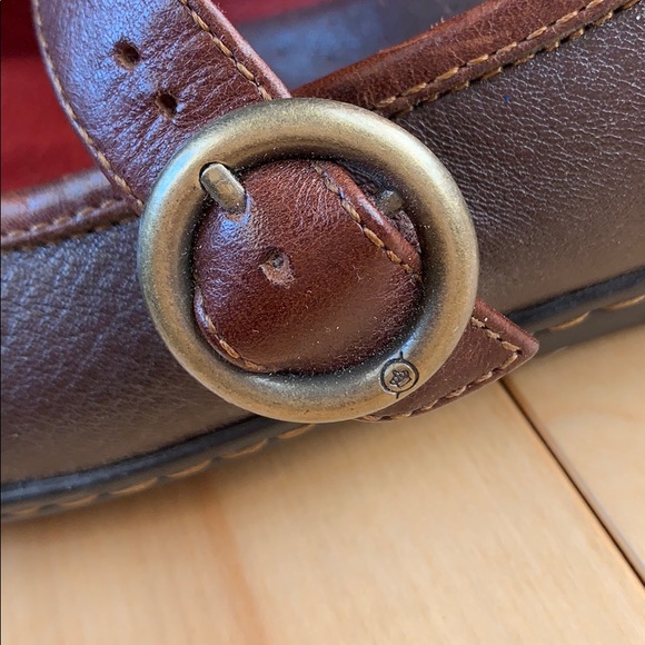 Born Women’s Mary Jane Brown Leather flats - Picture 5 of 9